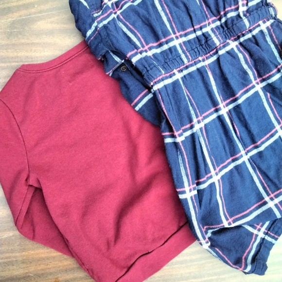 🙂 3/15 Old Navy sweatshirt 5t and dress 6/7 - Picture 8 of 8